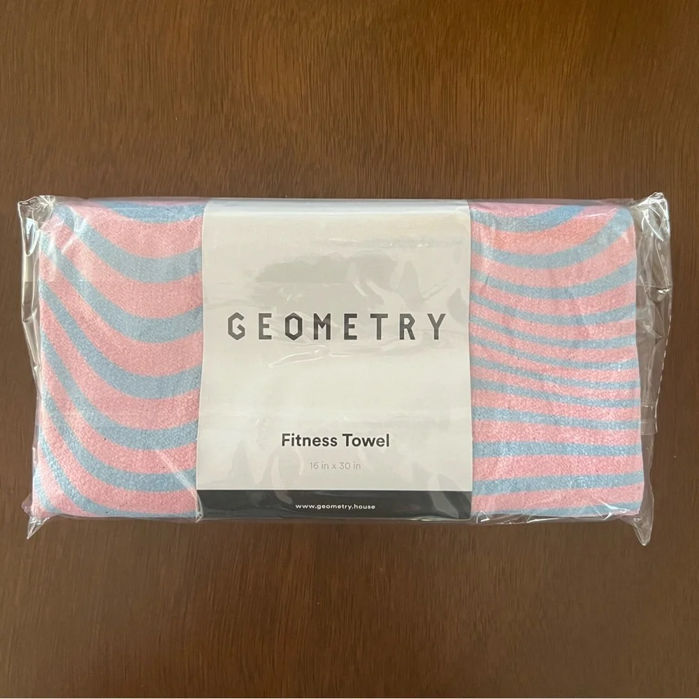 Geometry NEW Fitness Towel